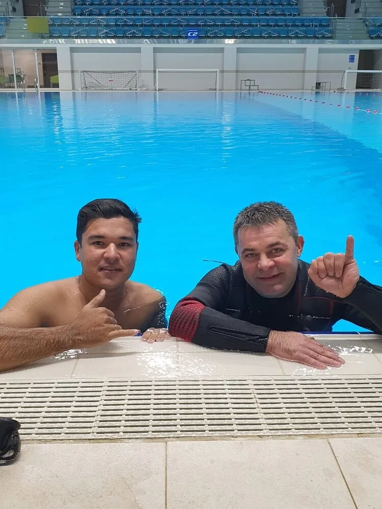 Занятие в бассейне